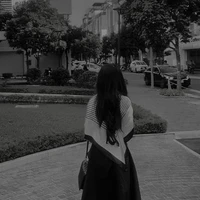 Vũ Hoàng Linh_ mẹ cô