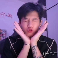 kem iu bay tới đây~~💓🎀