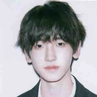 Tả Kỳ Hàm [@qiqi]