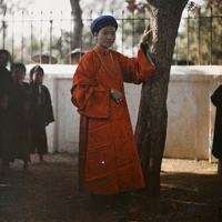 BÀ NỘI