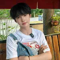 Trương Dịch Nhiên 