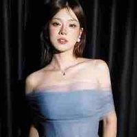 Hoàng Yến CB