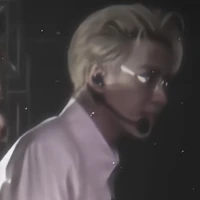 lê quang Hùng (phone)