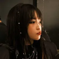 Nguyễn Lê Ngọc Ánh Sáng-Aza