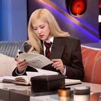Park Chaeyoung - Nàng