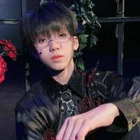 Nhiếp Vĩ Thần_anh