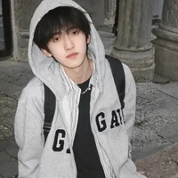 Tả Kỳ Hàm_cậu