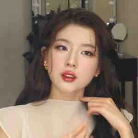 Nguyễn Lê Diễm Hằng(Lamoon)