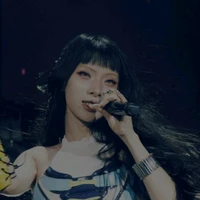 Vũ Thị Ngân Mỹ-chị