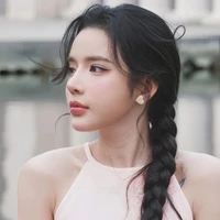 Nguyễn Hoàng Lan - LyLy