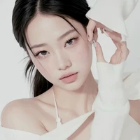 Trần Thiện Thanh Thảo / 04