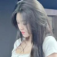 Bạn cùng khoá 1