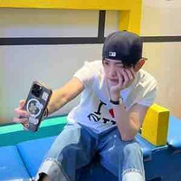 Lee Eui Woong [Lew]