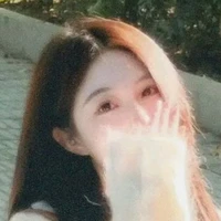 Trương Thi Tịnh ( vợ tư / mẹ của ZZY )