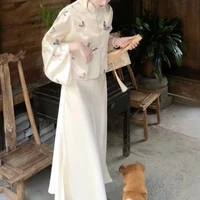 Mẹ ( của ba cô gái)