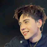 Quang hùng 