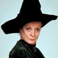 Giáo Sư Minerva McGonagall