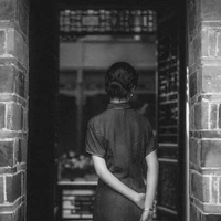 May Ratchanok - Mẹ cô