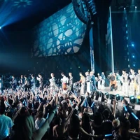 All (trừ ai thì trừ)