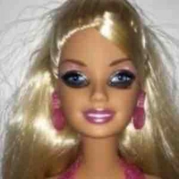 Cô Barbie