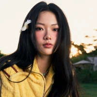 ÁNH SÁNG AZA