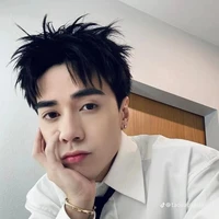 Lê Quang Hùng 