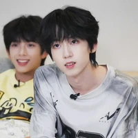 Dương Bác Văn_Hắn