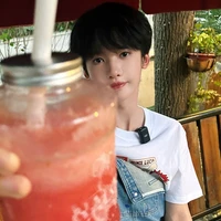 Trương Dịch Nhiên-Y