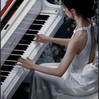 Hoàng Bùi Thảo Vy ( mẹ nu9)