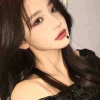 Châu Thi Vũ•Chị