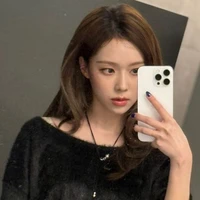 Kim Minjeong (nàng)