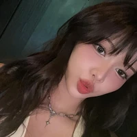 Trần Hoàng Phương Lan (Yeolan)(em)