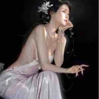 Quỳnh Thúy Hoa.mẹ nu9