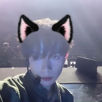 Bạch Hồng Cuờng_🐈‍⬛