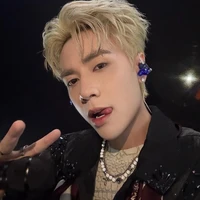 #. Lê Quang Hùng