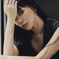 Nguyễn Khoa Tóc Tiên (Tóc Tiên - 1989)