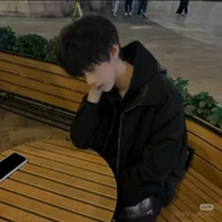 Vương Bá Tinh Quang