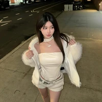 Đông Nhi Ái Vân