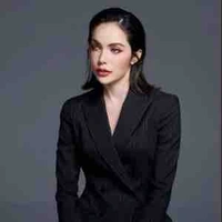 Charlotte Austin_cô