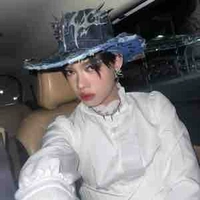 Pháp Kiều - 2001