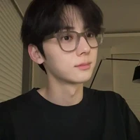 Hwang Minhyun