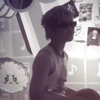 nhỏ bán bóg đèn trog manga:"))