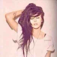 Kwon Jiyong ( em )