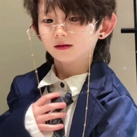Lục Cẩn Niên_ Lúc nhỏ