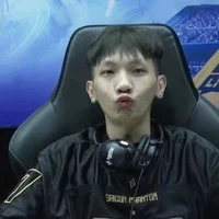 Hoài Nam(Red)