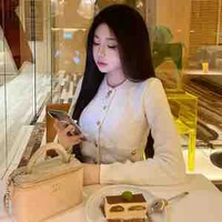 Hoàng Minh Châu ( cháu gái của nu9)