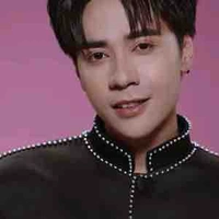 Lê Quang Hùng_D01
