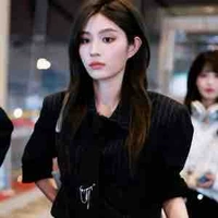Vương Dịch_Yi
