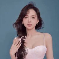 Ngô Lan Hương 