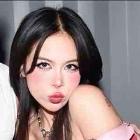 Nguyễn Thảo Linh-Tlinh-2000